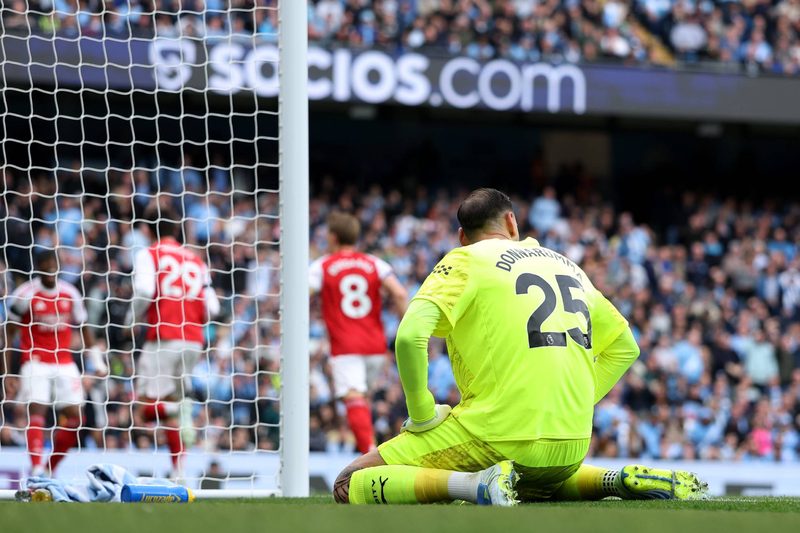 Donnarumma comete otro error y provoca la ira de Guardiola en la final de Premier