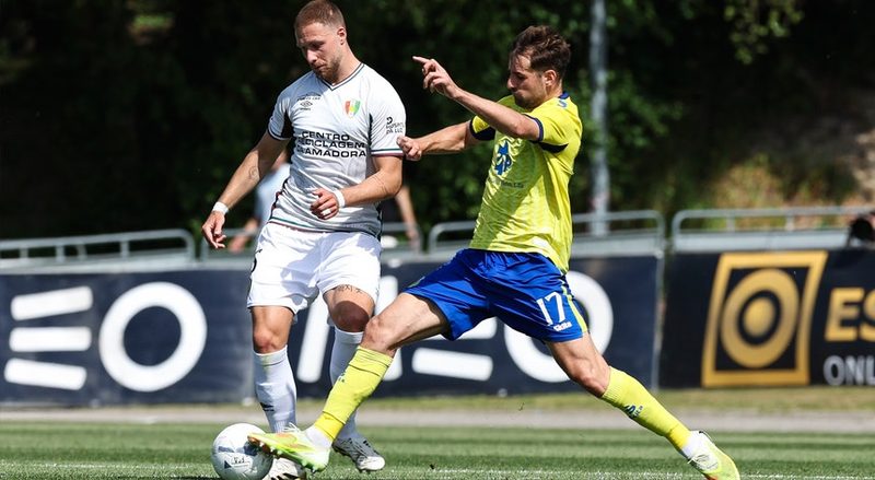 Arouca garante vitória e deixa Estrela da Amadora à beira da despromoção