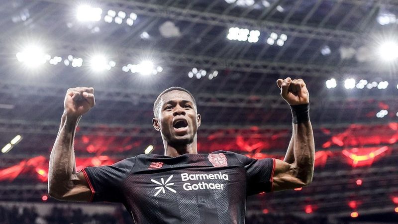 El Bayer Leverkusen asegura que Christian Kofane se queda: "Nos dio su palabra"