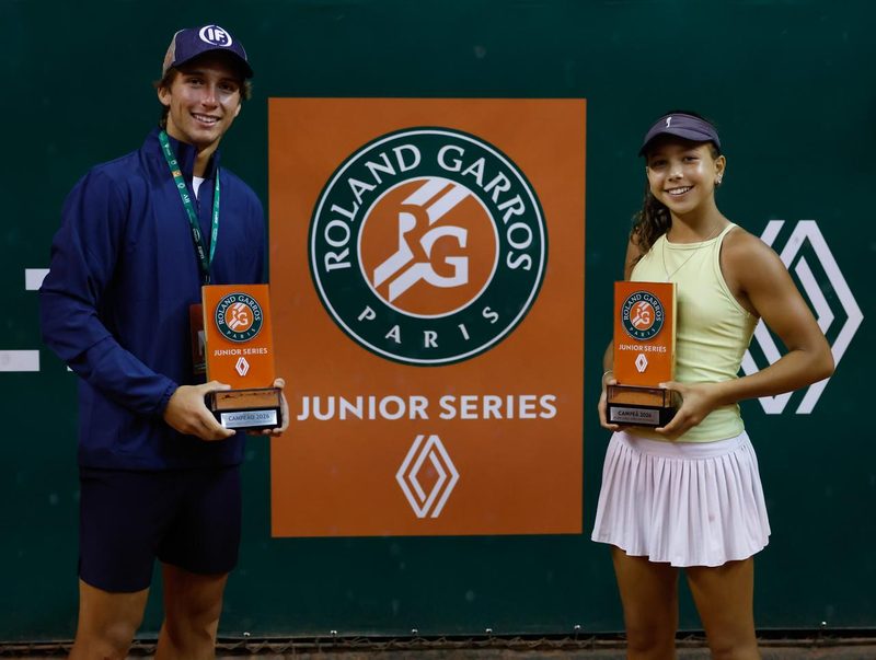 Brasileiros Duda Gomes e Leo Storck brilham no Roland Garros Junior Series 2026