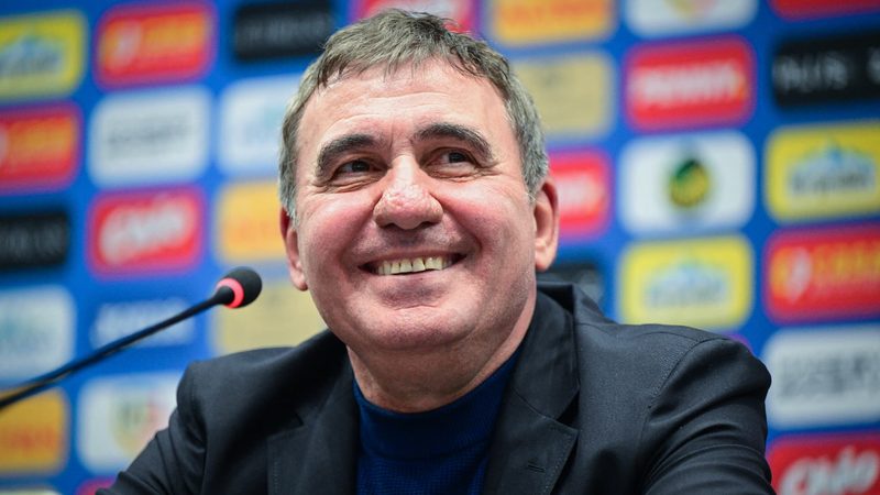 Gheorghe Hagi, nouveau sélectionneur de l'équipe de Roumanie : "Être les meilleurs"