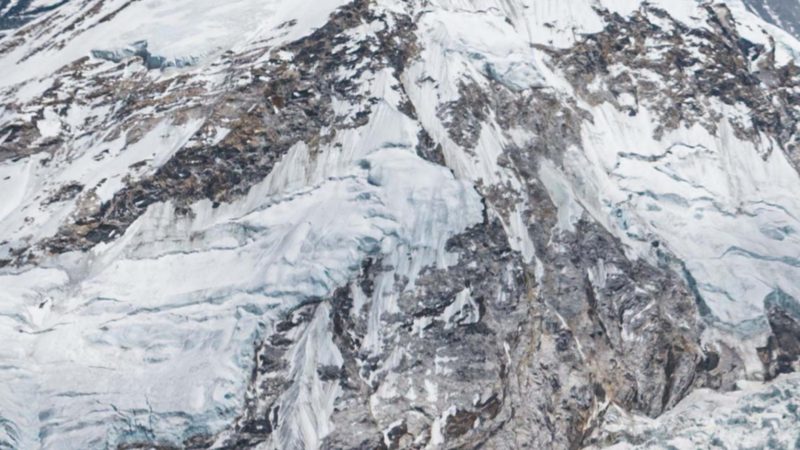 Tragedia en Buriatia: tres alpinistas fallecen por hipotermia en Munku-Sardyk