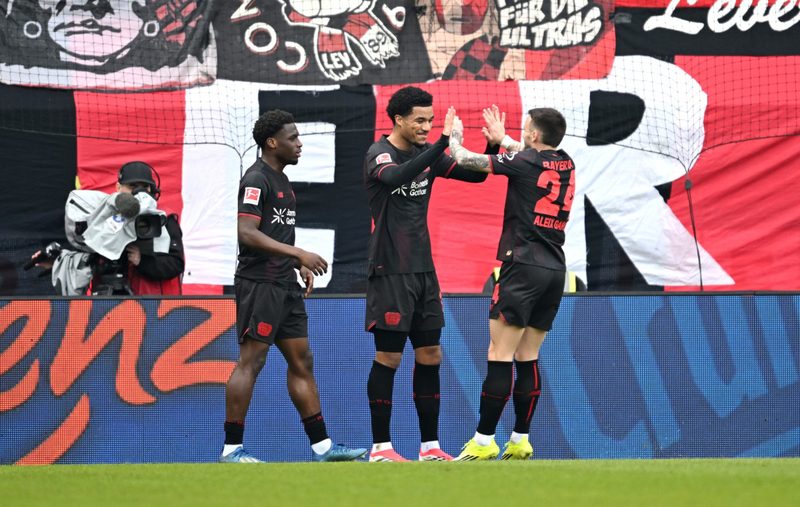 Leverkusen vor möglichen Abgängen: Malik Tillman denkt über seine Zukunft nach