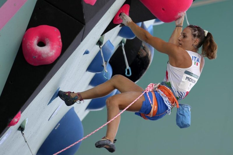 Camilla Moroni guida l'Italia nella Coppa del Mondo di arrampicata a Keqiao