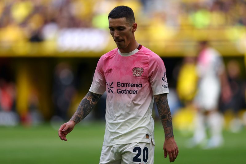 Alejandro Grimaldo pronto a lasciare il Bayer Leverkusen per il Beşiktaş