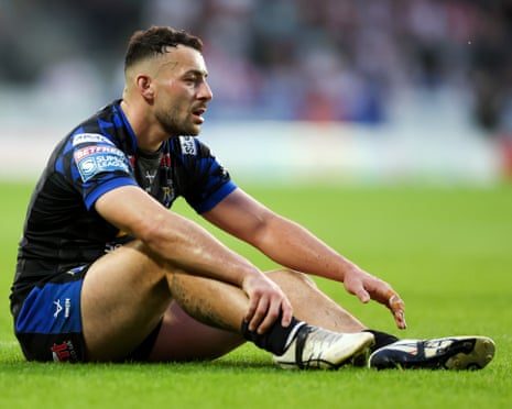 McDermott Champions Connor as England's Key Player, Critiques Wane's Choices