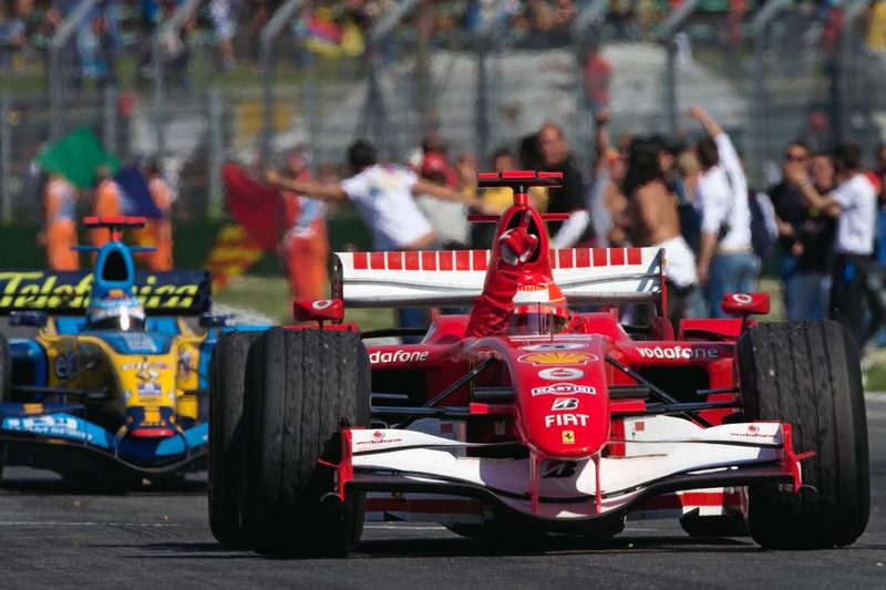 A batalha épica entre Schumacher e Alonso no GP de San Marino, 20 anos depois