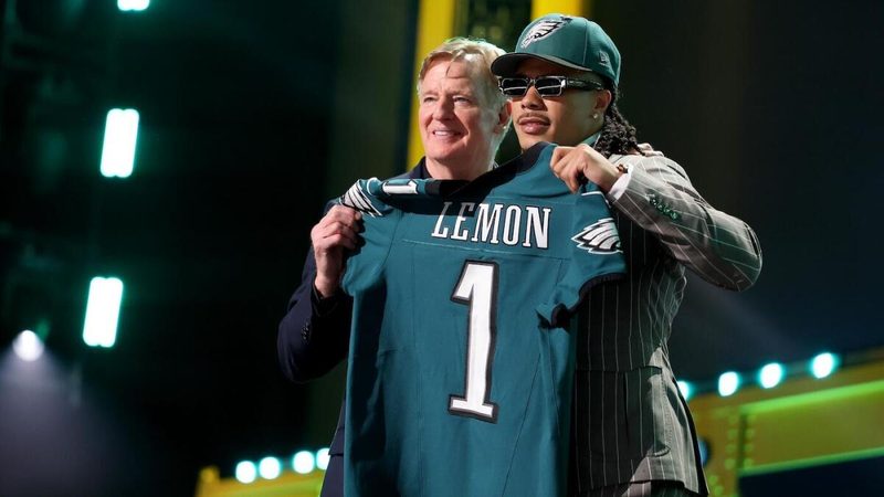Top Five Steals of the 2026 NFL Draft's First Round Highlight Eagles' Strategic Moves