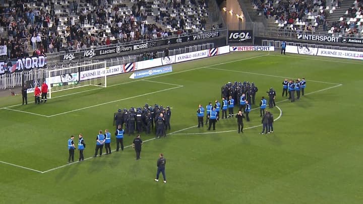 La descente aux enfers d'Amiens : de barragiste à lanterne rouge en Ligue 2