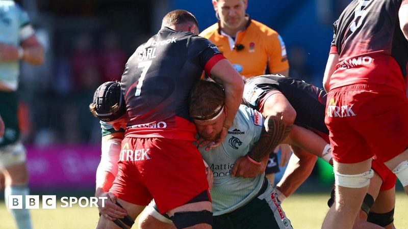 Saracens Edge Out Leicester 19-15 to Keep Play-Off Dreams Alive
