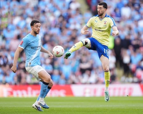 Thrilling FA Cup Semi-Final: Manchester City Battles Southampton at Wembley