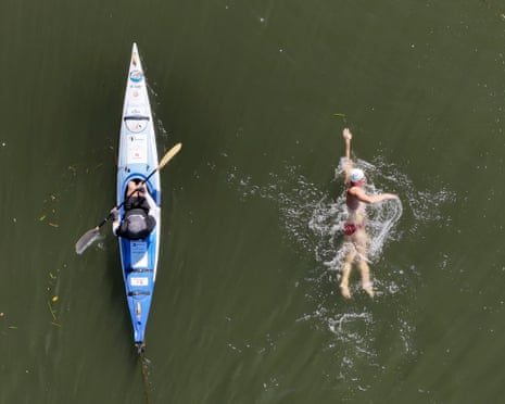Andy Donaldson Sets Record in 55km Crocodile-Filled Ultramarathon Swim