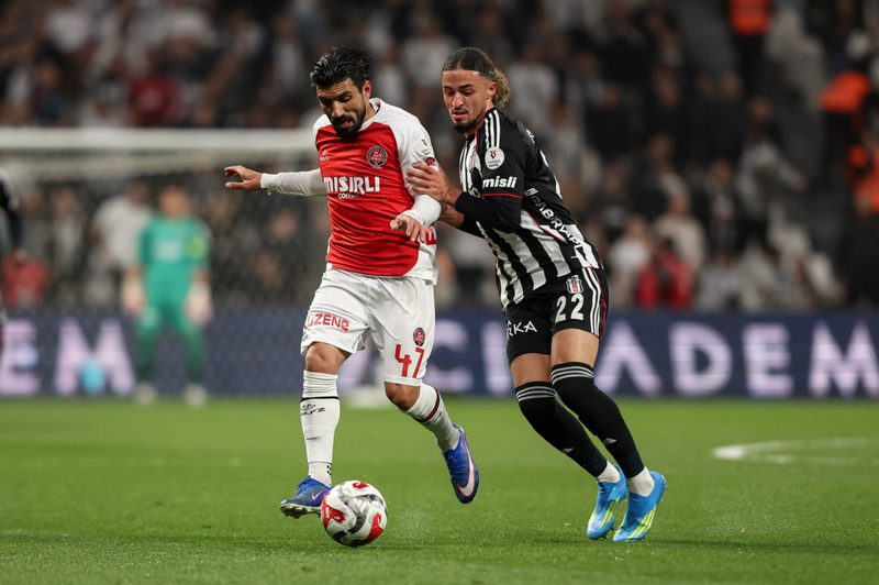 Borussia Mönchengladbach zeigt Interesse an Taylan Bulut von Beşiktaş