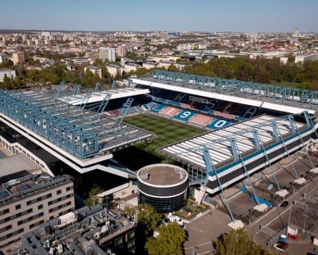 Crystal Palace Faces Shakhtar Donetsk in Europa Conference League Semi-Final Showdown