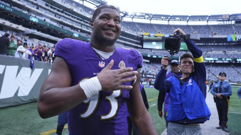 Calais Campbell Returns to Ravens for 19th NFL Season, Eyes Historic Milestone