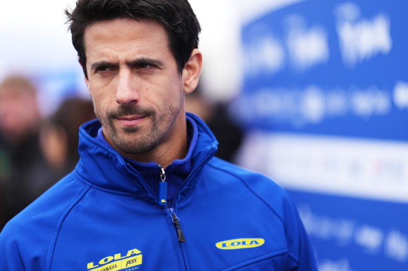 Lucas di Grassi anuncia aposentadoria do automobilismo ao final da temporada 2025-26