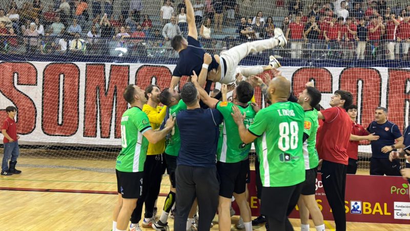 Cajasol Sevilla BM Proin hace historia al ascender a la Liga ASOBAL