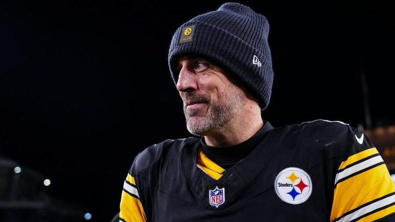 Aaron Rodgers Faces Decision Deadline as Steelers Await QB's Future Plans