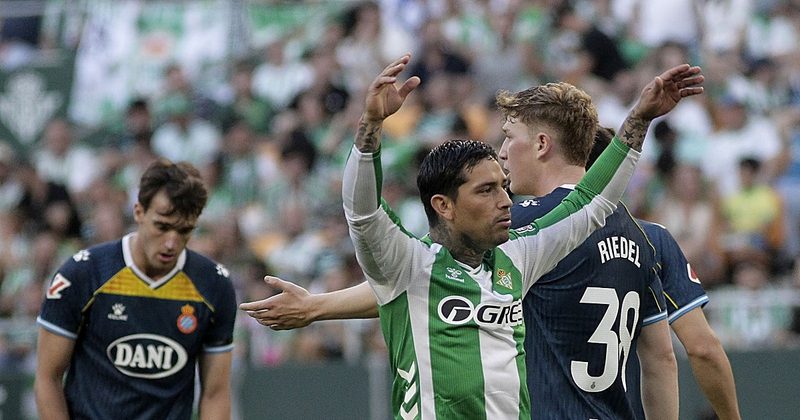 El Betis contemplará la salida de Chimy Ávila al finalizar la temporada actual