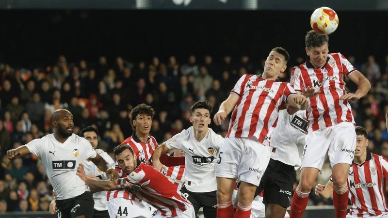 Valencia CF sufre otra desilusión tras caer ante un Athletic Club en crisis