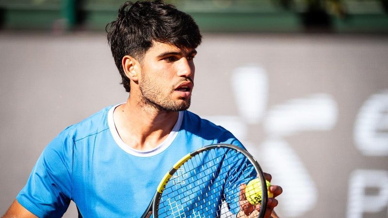 Alcaraz avanza en su recuperación y apunta a Wimbledon tras su lesión