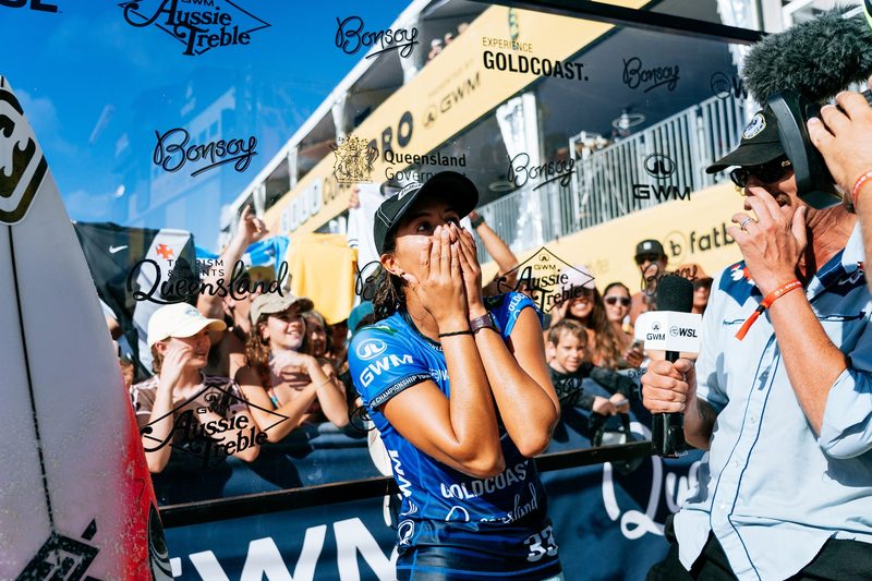 Luana Silva celebra liderança na WSL com Gabriel Medina: "É bizarro onde cheguei"