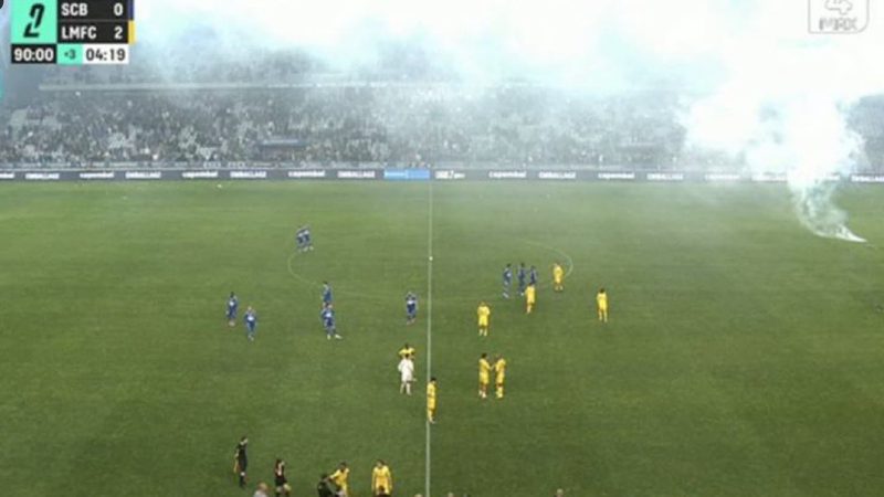Le match entre Bastia et Le Mans interrompu par des jets de fumigènes
