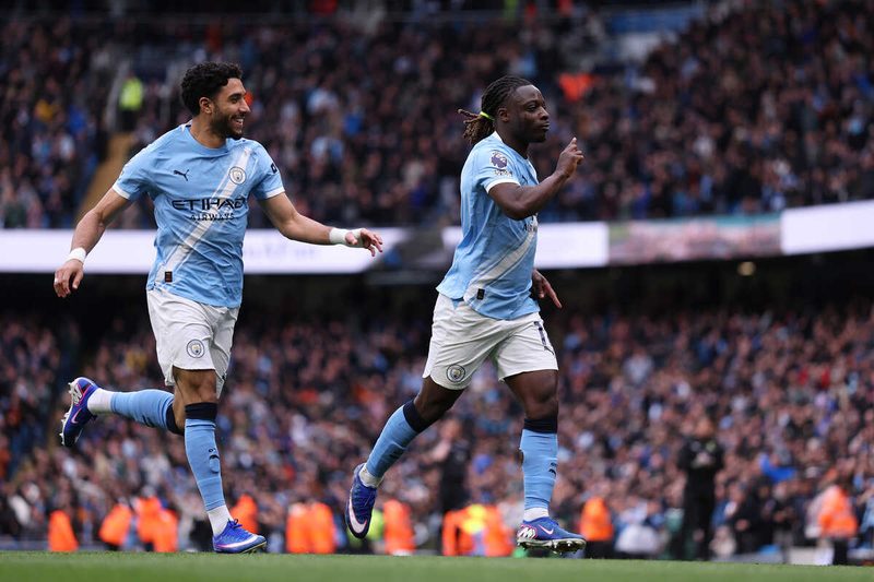 Il Manchester City domina il Brentford e si avvicina all'Arsenal con un 3-0