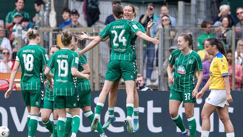 Werder feiert historischen 7:0-Sieg gegen Jena und verabschiedet sich von neun Spielerinnen