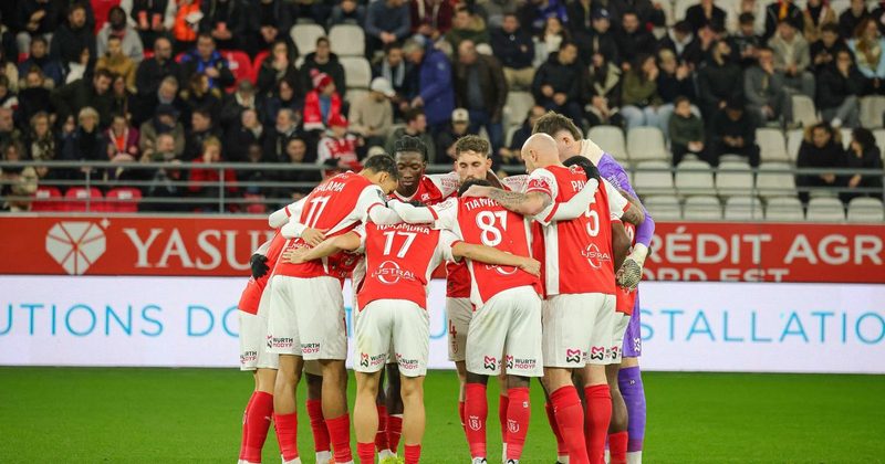 Le Stade de Reims face à la Ligue 2 : transferts et objectifs