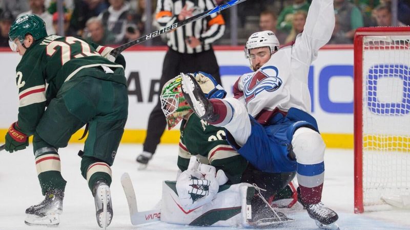Avalanche Face Tough Goaltending Decision Ahead of Game 4 Against Wild