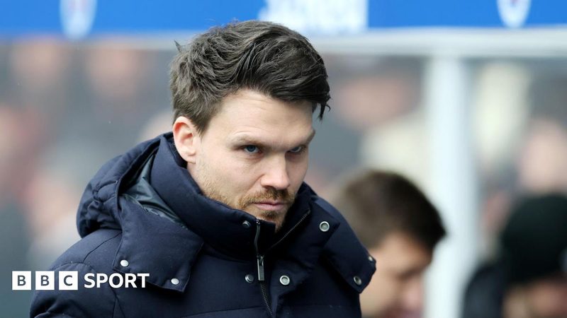 Danny Rohl Secures Future at Rangers Amidst Fan Pressure and Upcoming Rebuild