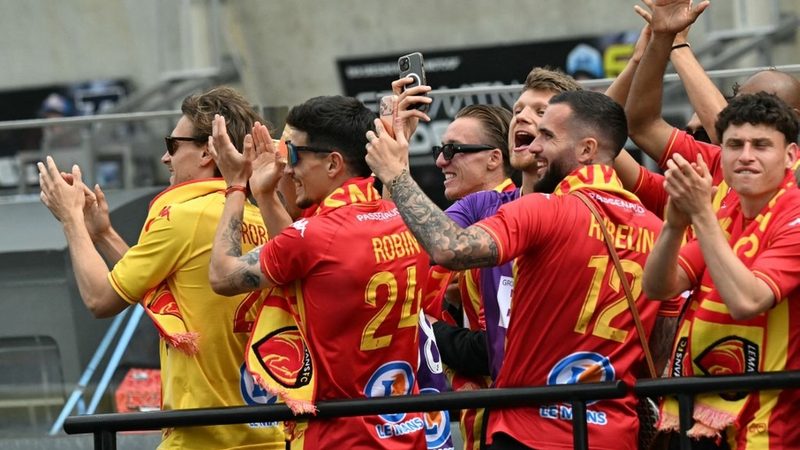 Le Mans fait son grand retour en Ligue 1 après 16 ans d'absence