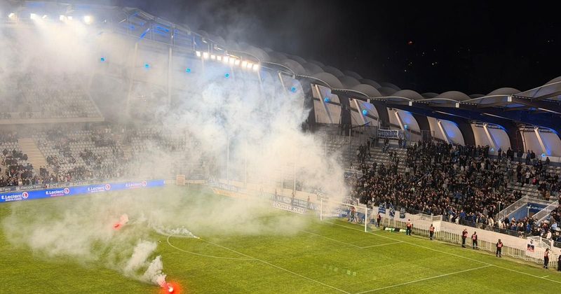 Le SC Bastia relégué en Ligue 3 : huis clos suite aux incidents à Furiani