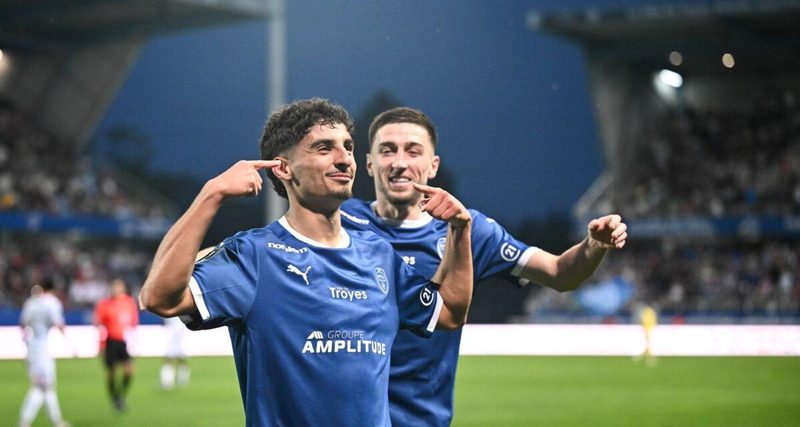 L'ESTAC et Le Mans FC montent en Ligue 1, l'AS Saint-Étienne en play-offs !