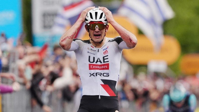 Igor Arrieta conquista la quinta etapa del Giro tras superar múltiples adversidades
