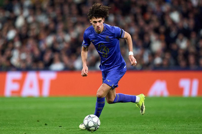 PSG sieht sich Konkurrenz aus England im Rennen um Maghnes Akliouche gegenüber