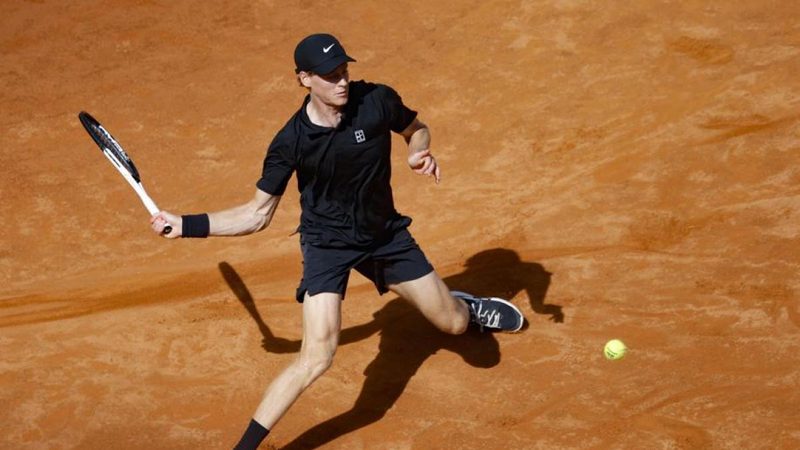 Sinner e Rublev si sfidano a Roma: ecco dove seguire il match del 14 maggio