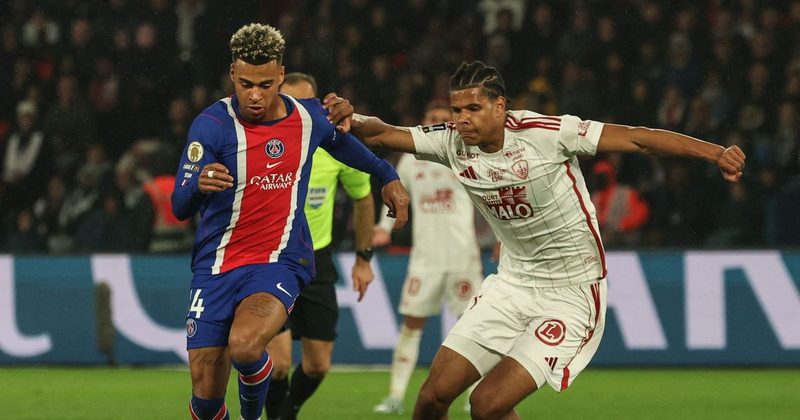 Le jeune Raphaël Le Guen brille malgré la défaite du Stade Brestois contre Strasbourg