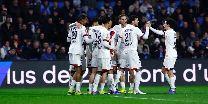 Le PSG reçoit son trophée de champion de France avant PFC / PSG ?