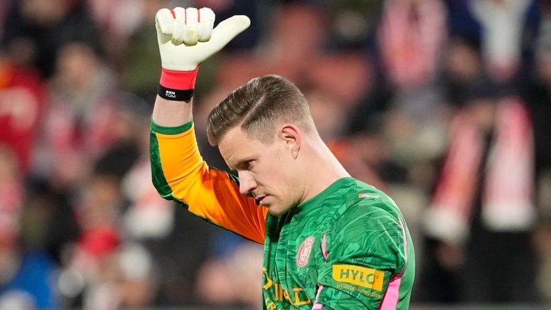 Ter Stegen busca renacer en el Ajax tras un complicado año en el Barça