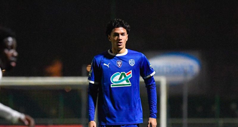 L'ESTAC officialise cinq premiers contrats pros après sa montée en Ligue 1