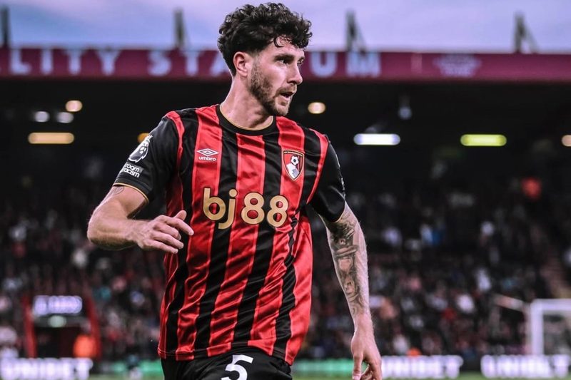 Marcos Senesi se despide del Bournemouth: Tottenham y otros gigantes en la mira