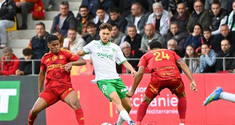 L'AS Saint-Etienne face au Rodez : compositions et enjeux du playoff 2