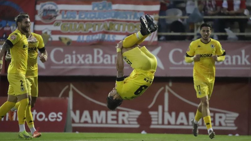 El Hércules se aferra a la Copa tras vencer al Algeciras