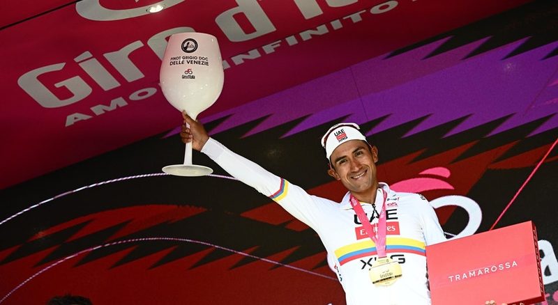 Jhonatan Narváez conquista segundo triunfo no Giro enquanto Afonso Eulálio mantém liderança