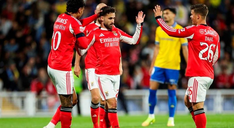 Benfica encerra I Liga com vitória sobre Estoril, mas fica fora da Champions