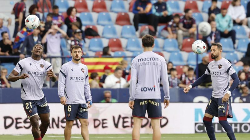 El Valencia se complica la permanencia tras la derrota ante la Real Sociedad