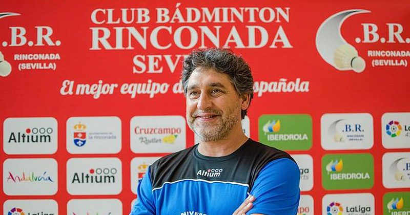 Antonio Molina se despide y cierra un ciclo dorado en el Bádminton Rinconada