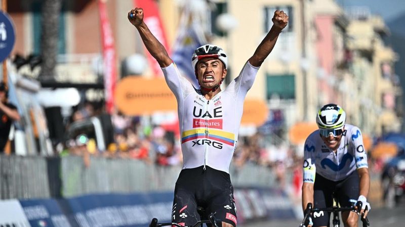 Jhonatan Narváez frustra las aspiraciones de Enric Mas en el Giro de Italia